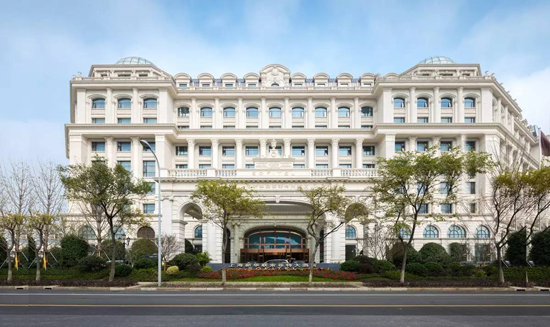 变不可能为可能，根本不可能为奇迹 ——上海新华联索菲特大酒店施工纪实