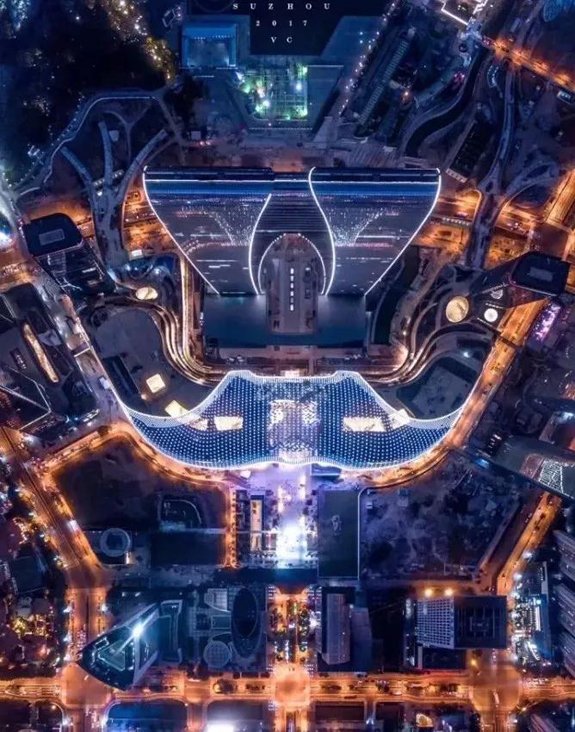 苏州中心“未来之翼”落成亮相——金螳螂倾力打造全球最大曲面采光顶
