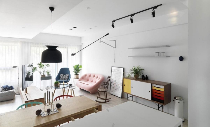 掌握家具比例，打造媲美民宿的客厅