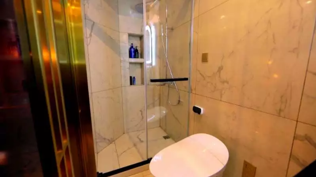 【就匠变新家】时尚女编辑的“摩登现代”轻奢风的多彩空间等你来pick！