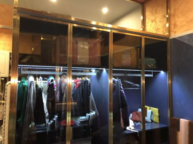 【就匠变新家】时尚女编辑的“摩登现代”轻奢风的多彩空间等你来pick！