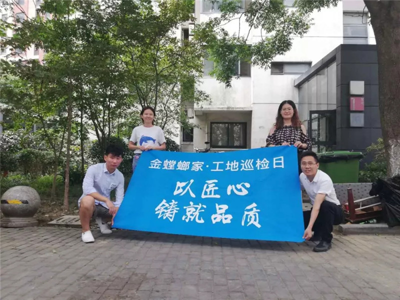 39度高温,沈阳街头惊现“免费冰柜”,看完...真为螳螂人骄傲！