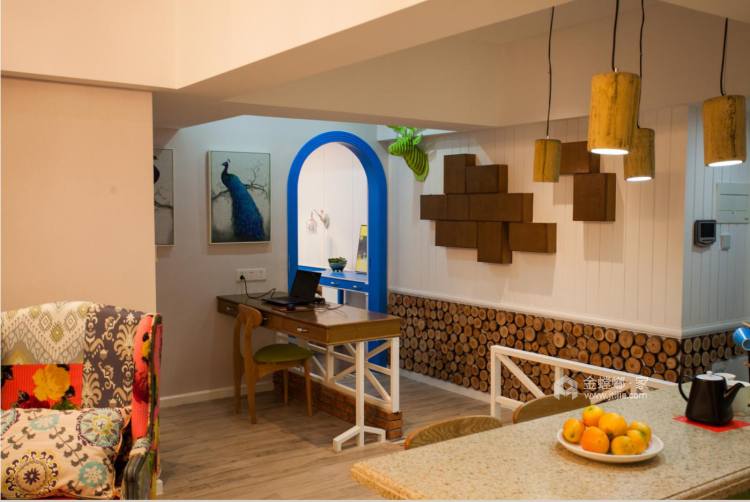 地中海风格二居，温馨色配大套间-客厅效果图及设计说明