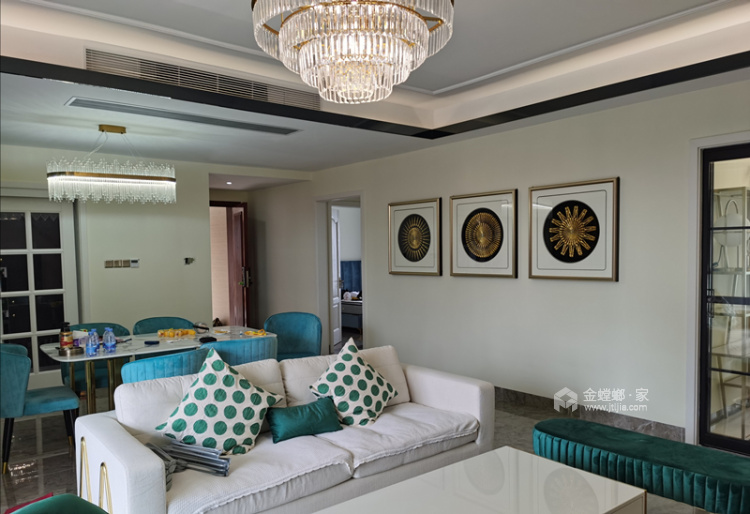 143平碧水岸现代风格-轻奢-客厅效果图及设计说明
