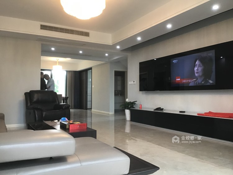 240平锦绣江南现代风格-客厅效果图及设计说明