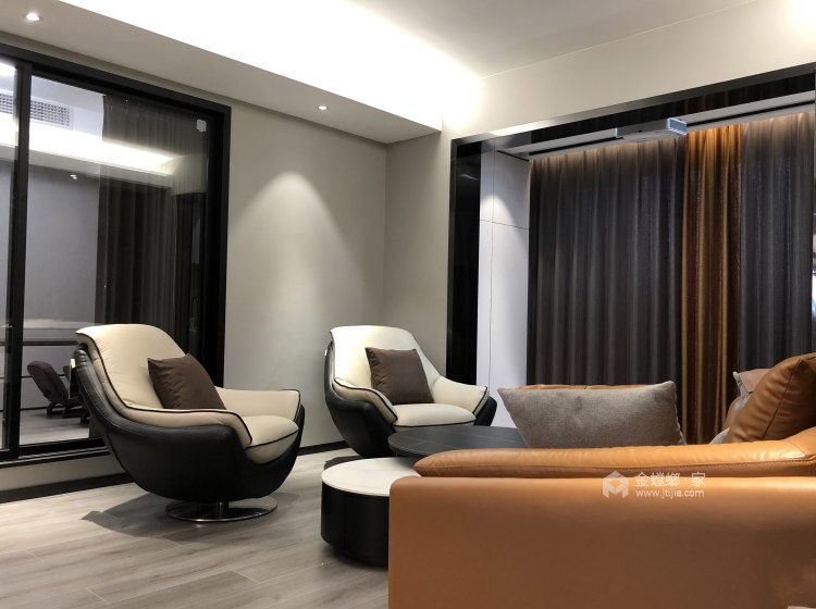 110平永星国际现代风格-客厅效果图及设计说明