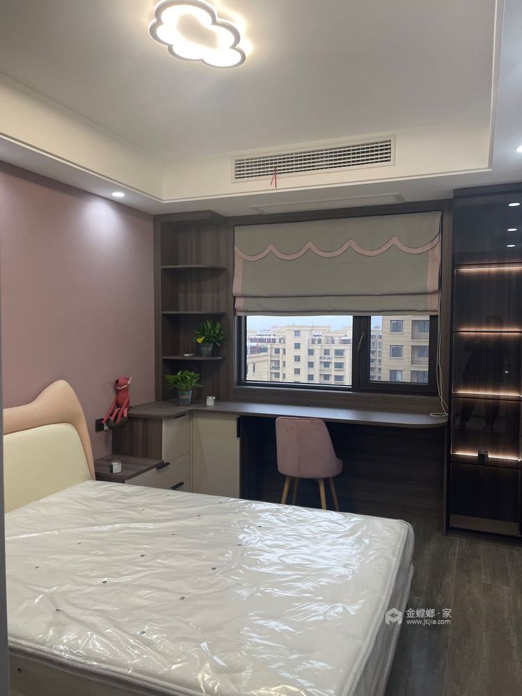 125平景范康城现代风格-卧室效果图及设计说明