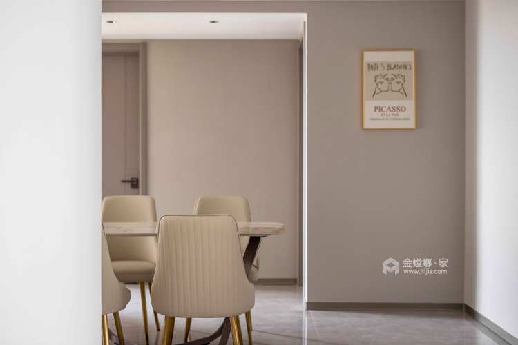 150平凤熹台轻奢风格-中性与明亮的组合，设计了一个舒适的室内空间。-空间效果图