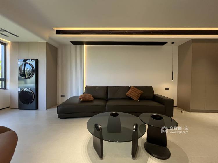 127平伟星天境现代风格-客厅效果图及设计说明