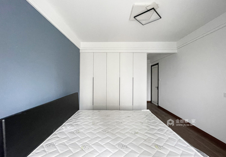 150平合山府黑白现代-卧室效果图及设计说明